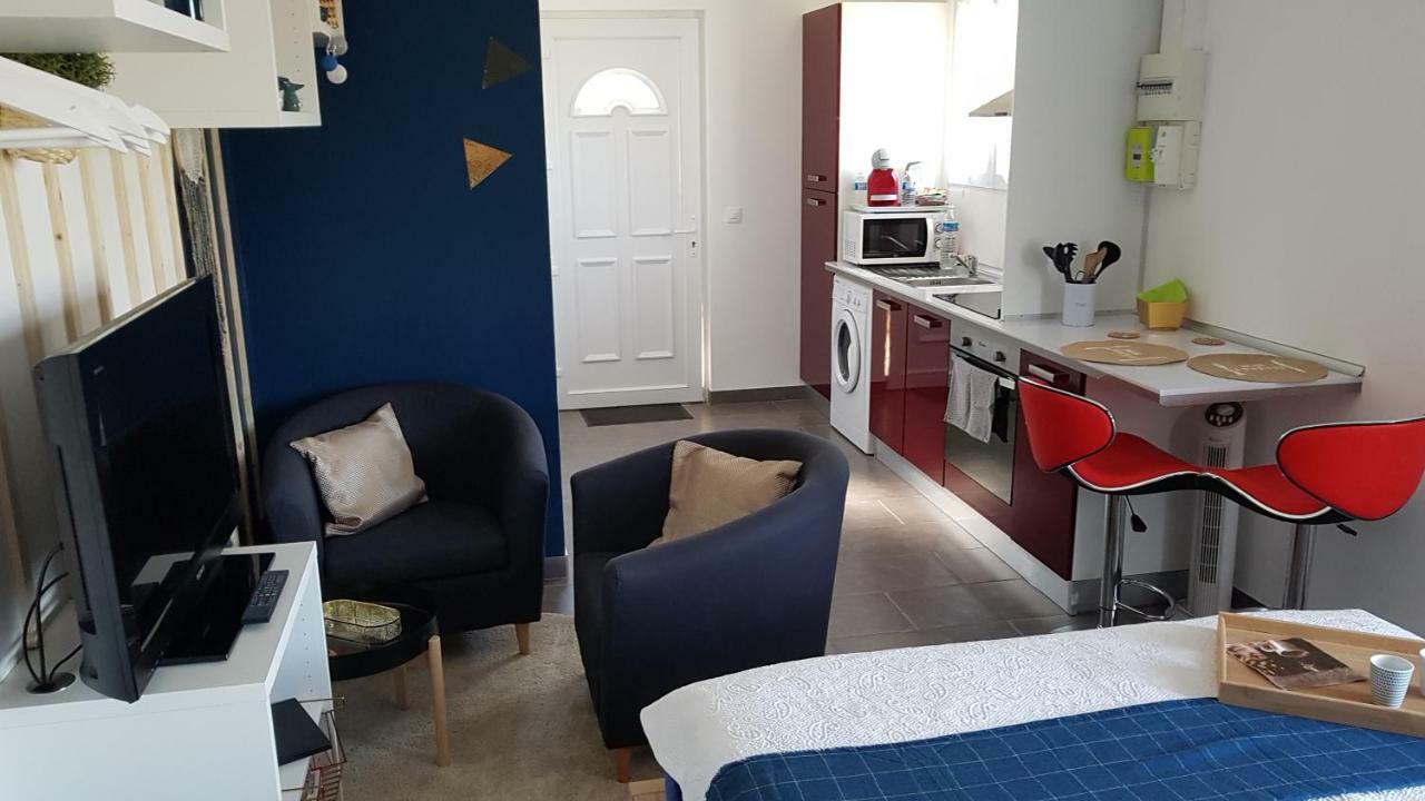 Studio Bleu - Parc Asterix - Mer De Sable - Villepinte - Aeroport Cdg Vemars Екстериор снимка